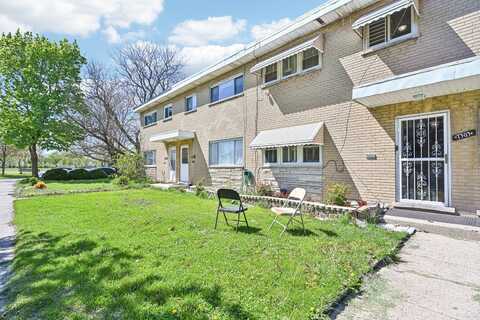 7303 N Campbell Avenue, Chicago, IL 60645