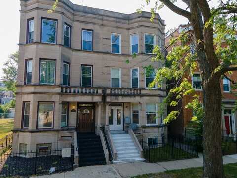 6136 S Ingleside Avenue, Chicago, IL 60637