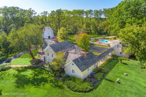 807 S Fleming Road, Bull Valley, IL 60098
