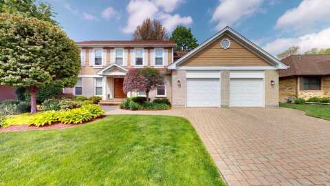 2030 N Oak Wood Drive, Arlington Heights, IL 60004