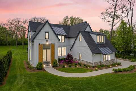 2s384 Madison Street, Wheaton, IL 60189