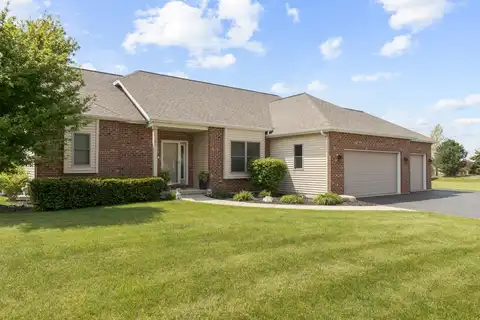 1303 Secretariat Drive, Genoa, IL 60135