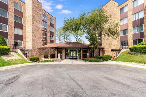 502 W Huntington Commons Road, Mount Prospect, IL 60056
