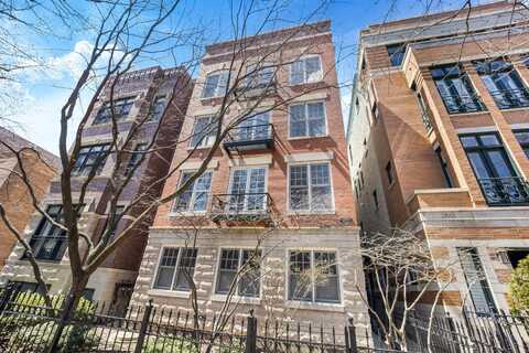 2838 N Burling Street, Chicago, IL 60657