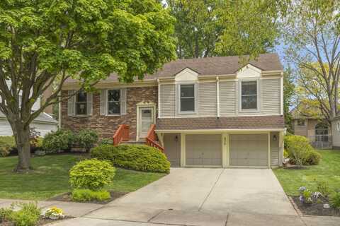215 Lynbrook Drive, Bloomingdale, IL 60108