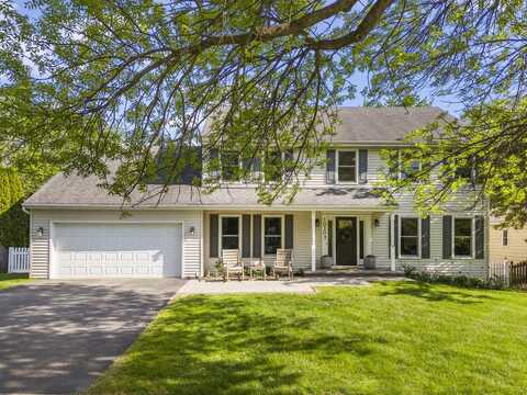 1020 Stanton Drive, Naperville, IL 60540