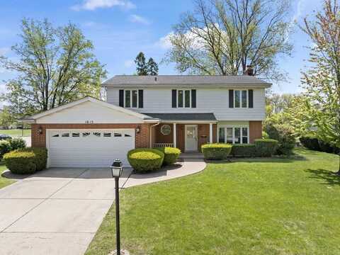 1615 E Linden Lane, Mount Prospect, IL 60056