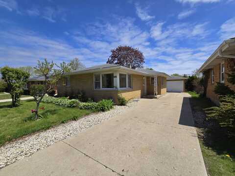 2025 Linden Avenue, Waukegan, IL 60087