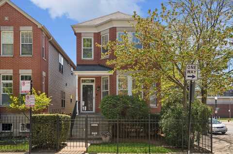 343 W Goethe Street, Chicago, IL 60610