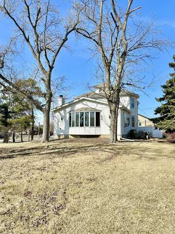 806 E Saint Charles Road, Lombard, IL 60148