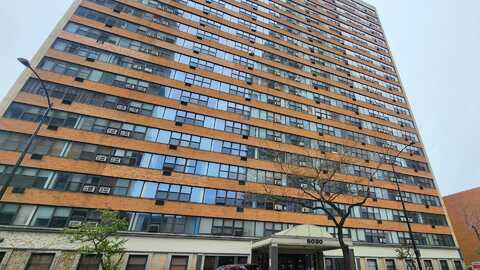 6030 N Sheridan Road, Chicago, IL 60660
