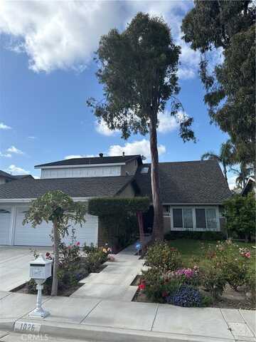 1026 Damascus Circle, Costa Mesa, CA 92626