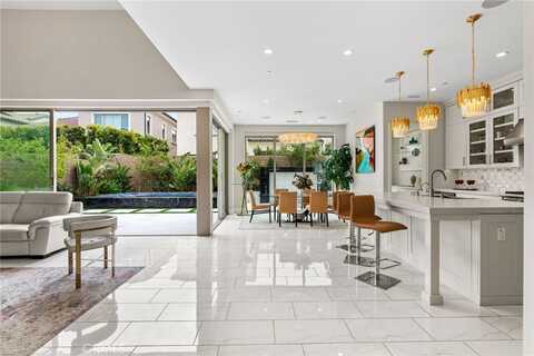 244 Coal Mine, Irvine, CA 92602