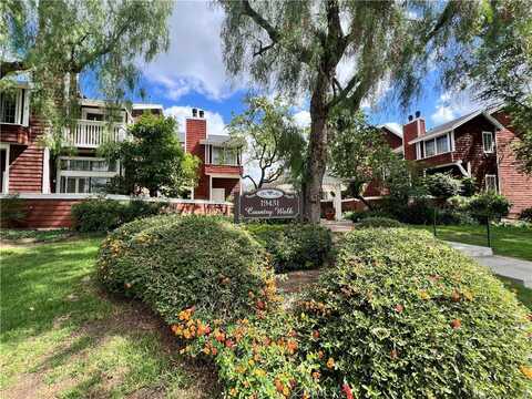 19431 Sherman Way, Reseda, CA 91335