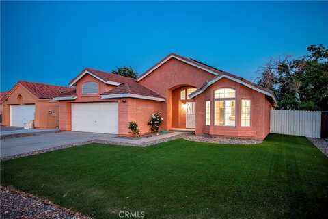 1016 Royal Palm Drive, Rosamond, CA 93560