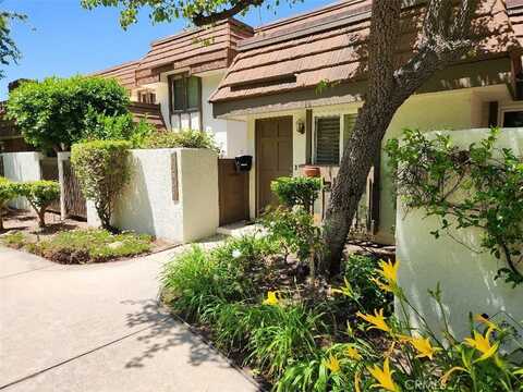 10407 Larwin Avenue, Chatsworth, CA 91311