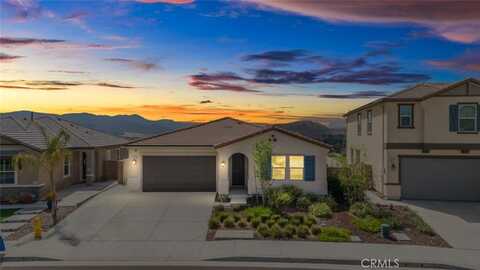 41215 Alegria Lane, Lake Elsinore, CA 92532