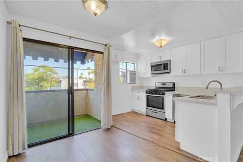 18530 Hatteras Street, Tarzana, CA 91356