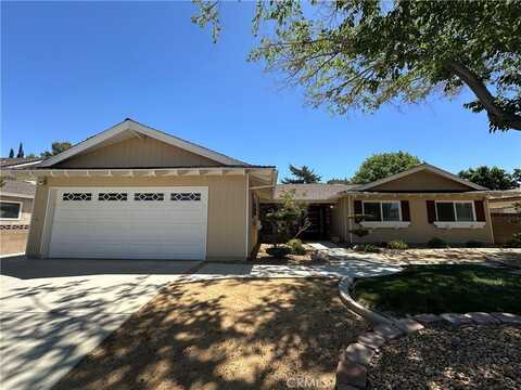 44124 Galion Avenue, Lancaster, CA 93536