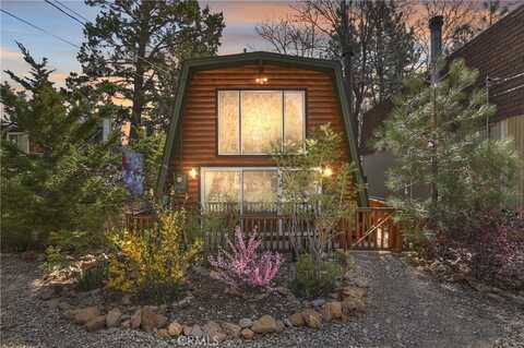 629 Cedar Lane, Sugarloaf, CA 92386
