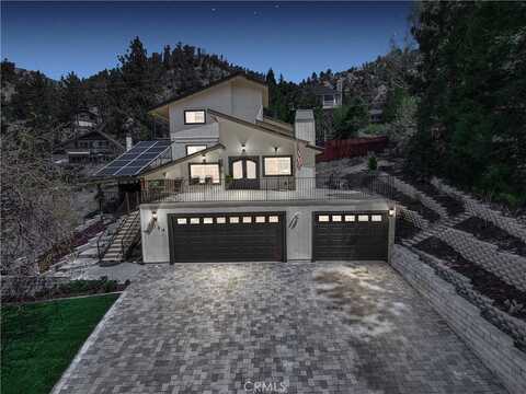 1054 Yellowstone Drive, Wrightwood, CA 92397