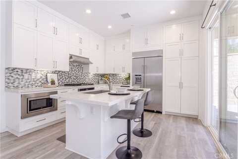 20621 Chestnut Circle, Porter Ranch, CA 91326