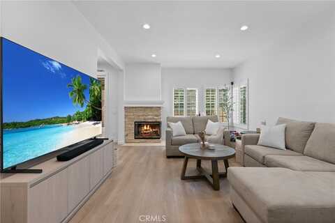 2411 Mira Monte Court, Tustin, CA 92782