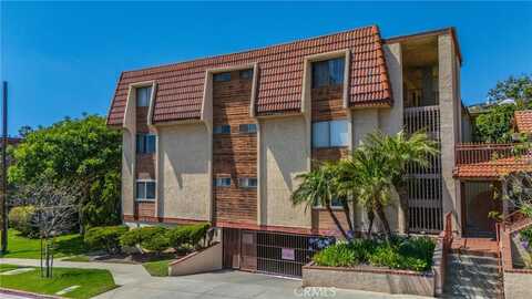 2101 E 21st Street, Signal Hill, CA 90755