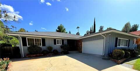 22216 Del Valle Street, Woodland Hills, CA 91364
