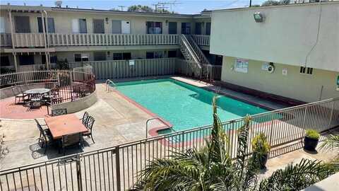 3325 Santa Fe Avenue, Long Beach, CA 90810