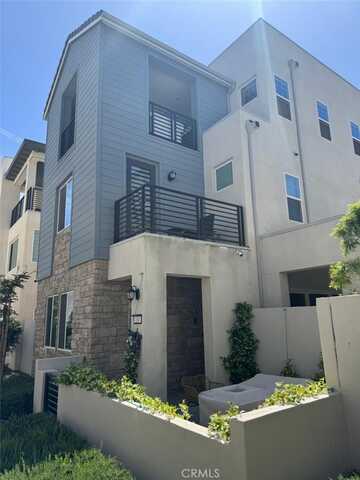 110 Source, Irvine, CA 92618