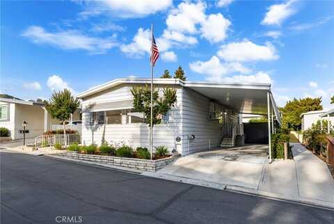 3850 Atlantic Avenue, Highland, CA 92346
