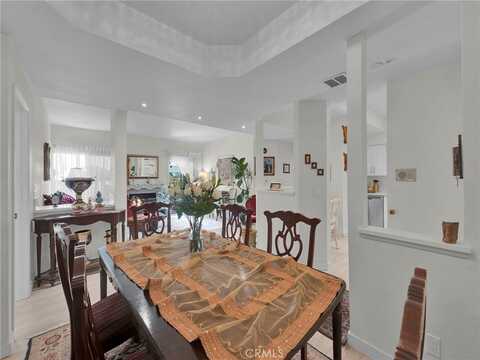 5420 Sylmar Avenue, Sherman Oaks, CA 91401