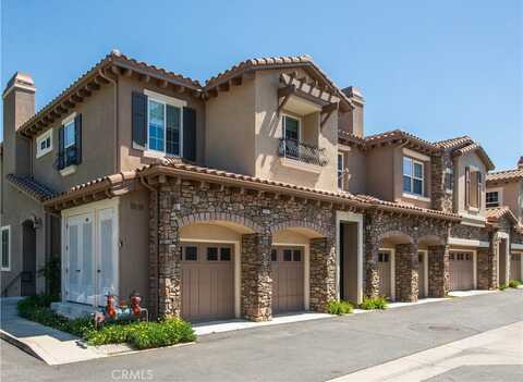 21953 Bella Vista Place, Chatsworth, CA 91311