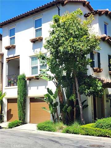678 E Valencia Street, Anaheim, CA 92805