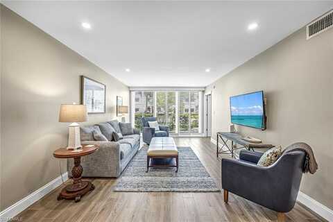 232 Banyan, NAPLES, FL 34102