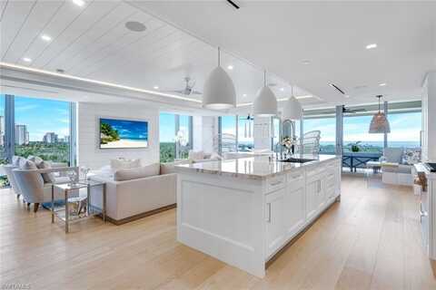 6897 Grenadier, NAPLES, FL 34108