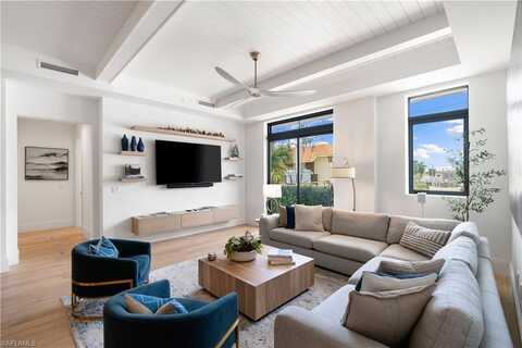 875 6th, NAPLES, FL 34102