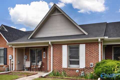 315 Woodridge Drive SW, Decatur, AL 35601