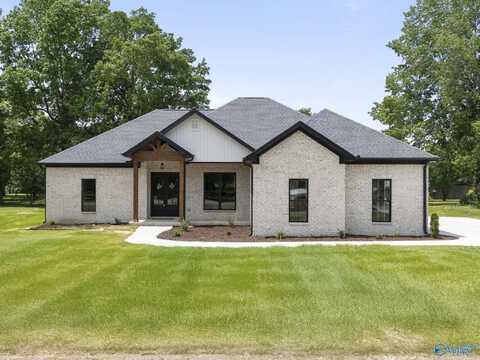 15463 Mclemore Lane, Athens, AL 35613