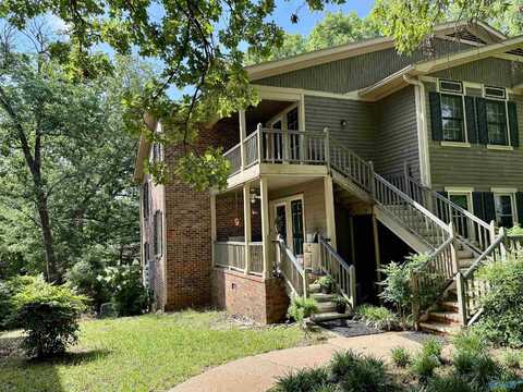 2080 Woodlawn Drive, Huntsville, AL 35802