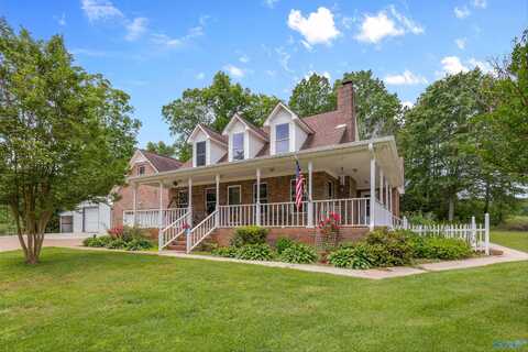 30455 Persimmon Tree Road, Anderson, AL 35610