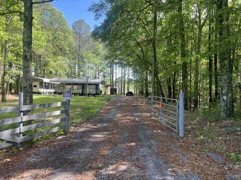 1258 County Road 136, Cedar Bluff, AL 35959