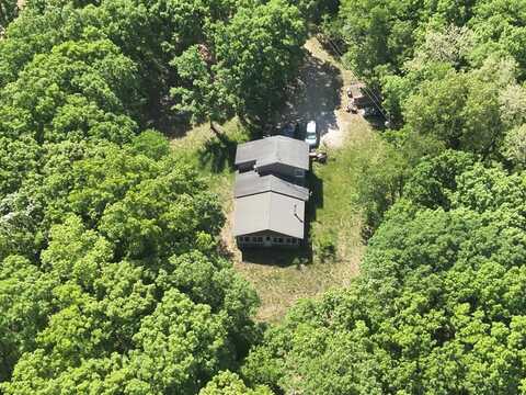 28749 Jet Road, Macon, MO 63552