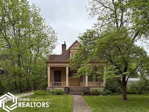 502 E Burlington Avenue, Fairfield, IA 52556