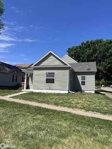 110 N 1st Street, Breda, IA 51436