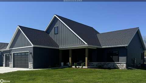 405 5th Street SE, State Center, IA 50247