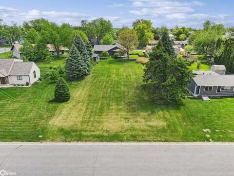 1606 Crestview Drive, Marshalltown, IA 50158