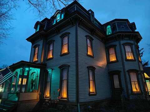 440 Park Ave, Waverly, NY 14892