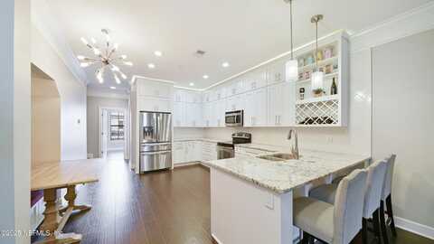 9823 TAPESTRY PARK Circle unit: 116, Jacksonville, FL 32246